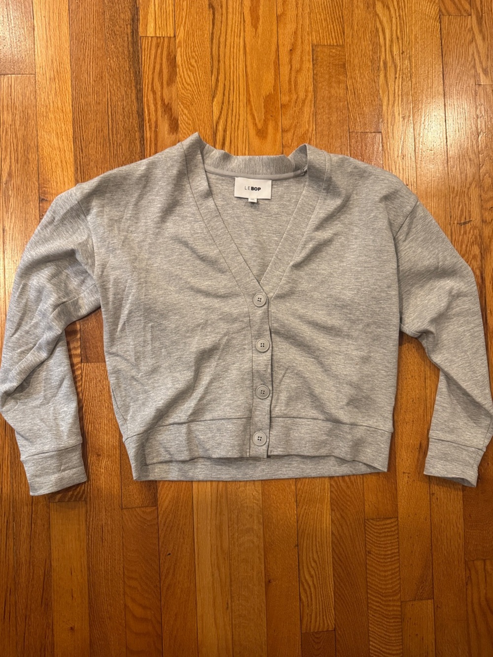 LEBOP Women's Gray V-Neck Button Crop Cardigan Size XS